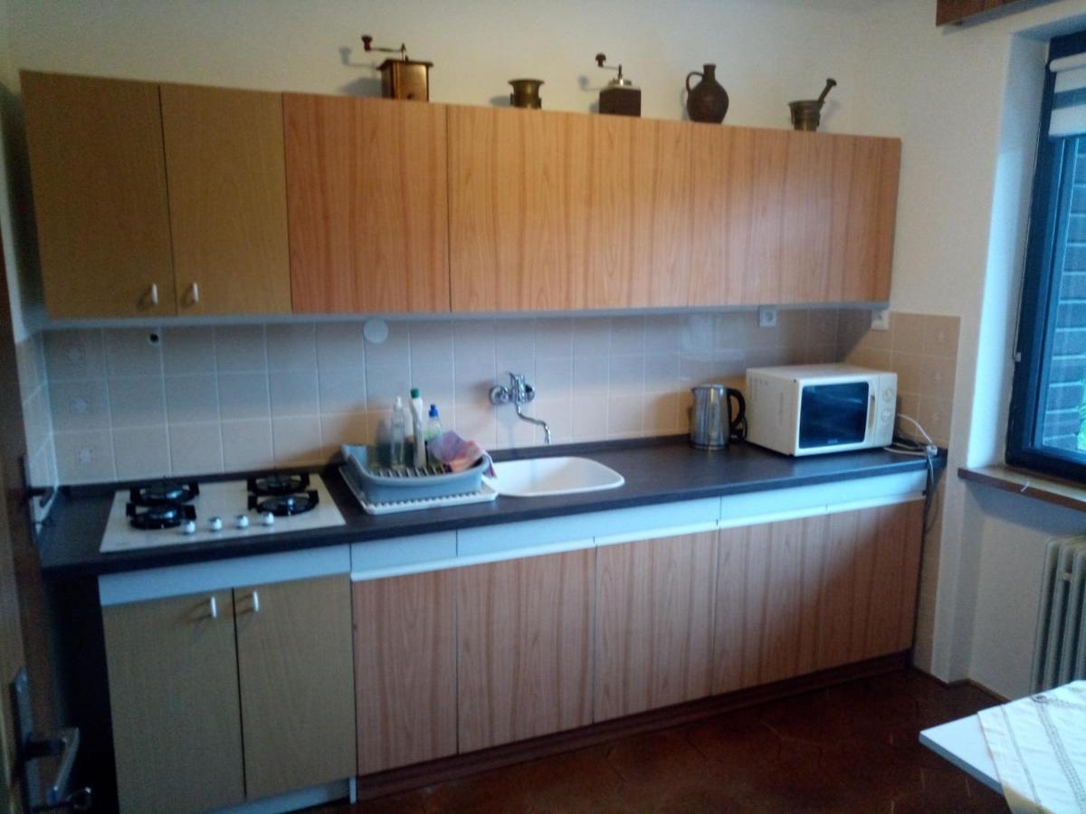 Apartman 6 Km Od Centra Banskej Bystrice Banská Bystrica Exterior foto
